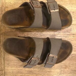 Kid’s Birkenstock Brown Sandals with Adjustable Straps and Cork Footbed- Size 34